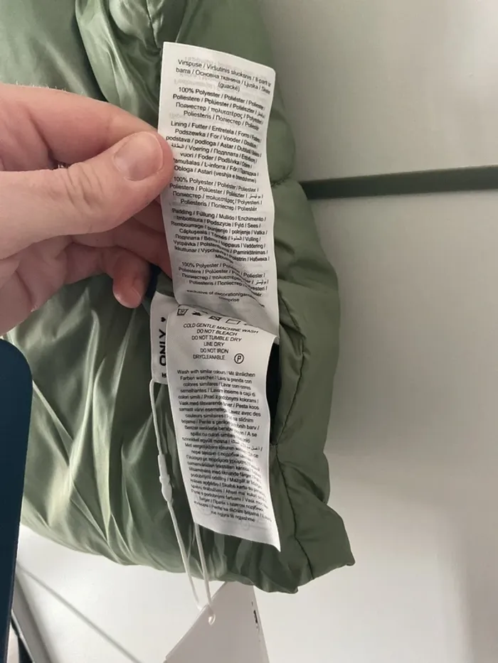 Veste sans manche réversible - photo numéro 7