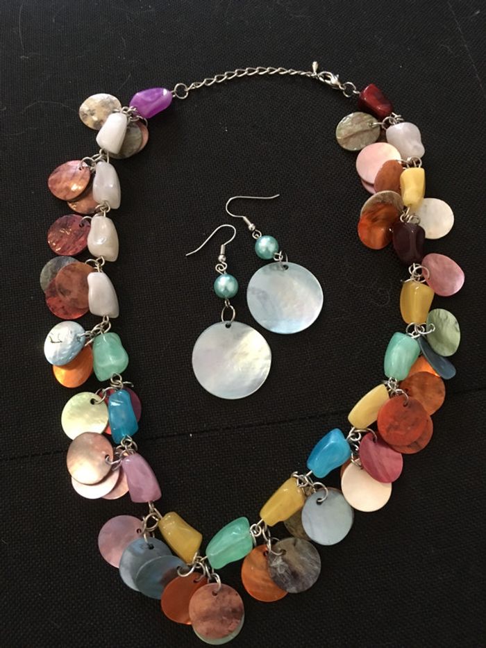 Ensemble collier boucle neuf