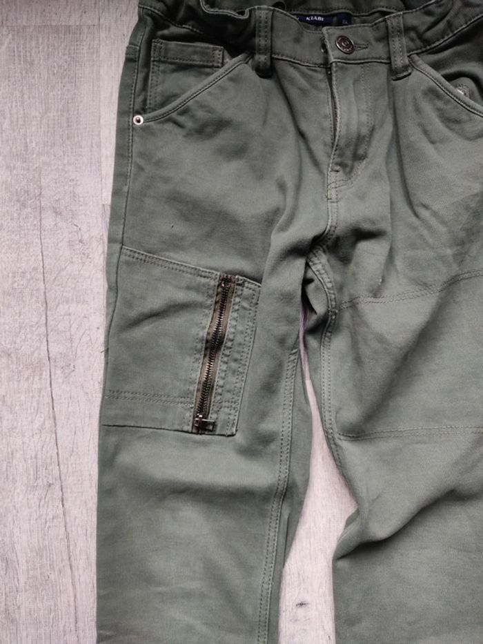 Pantalon kiabi 10 ans vert kaki 😍 - photo numéro 3