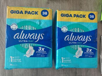 76 serviettes  Always ultra day NEUF 