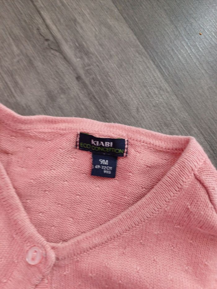 Lot 3 gilets fins 9 mois - photo numéro 7