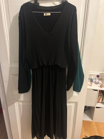 Robe noir avec doublure