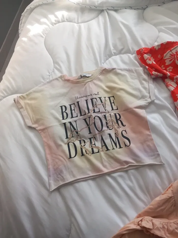 Lot 3 t-shirts 8 ans - photo numéro 4