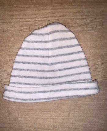 Bonnet à rayures