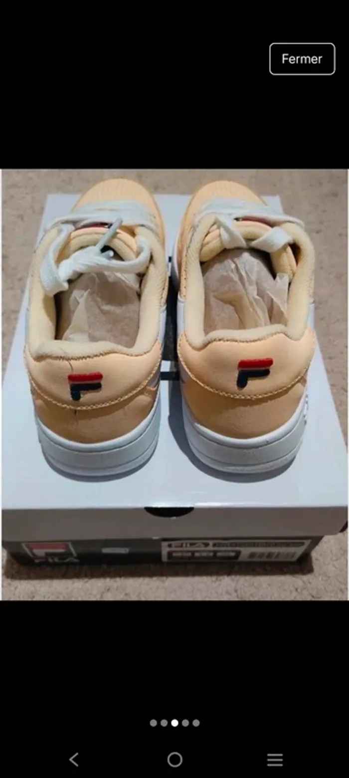 Sublimes baskets ou sneakers femme de marque Fila pointure 38 - photo numéro 3