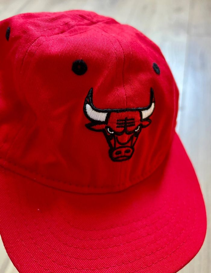 Casquette rouge enfant : Chicago Bulls - photo numéro 2