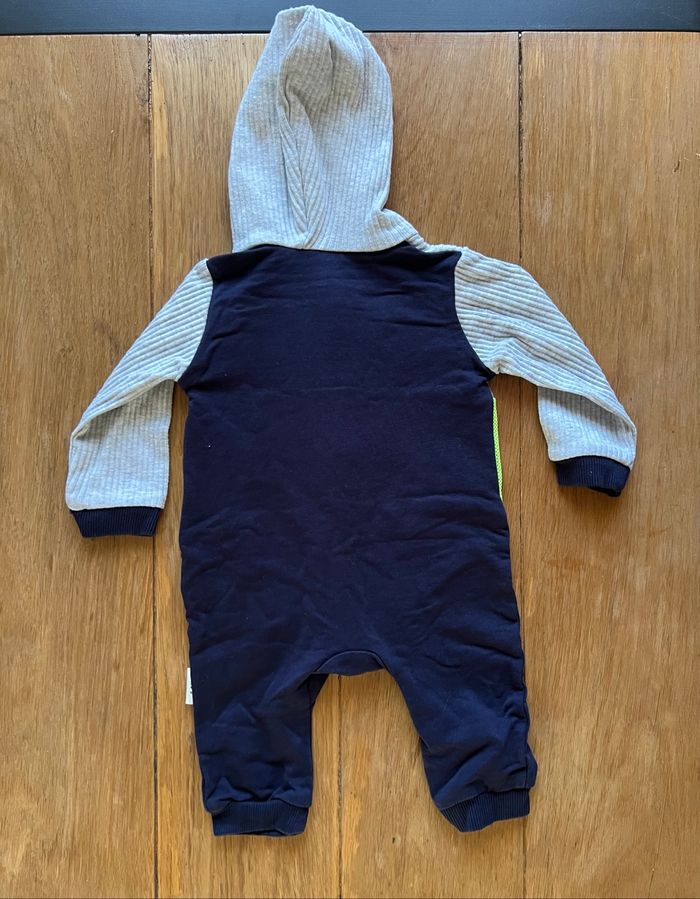 Combinaison Necix’s 6/9 mois - photo numéro 3