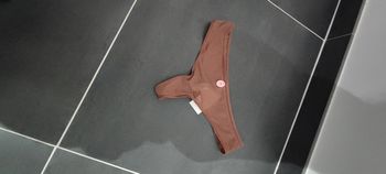 Tanga marron transparent kiabi