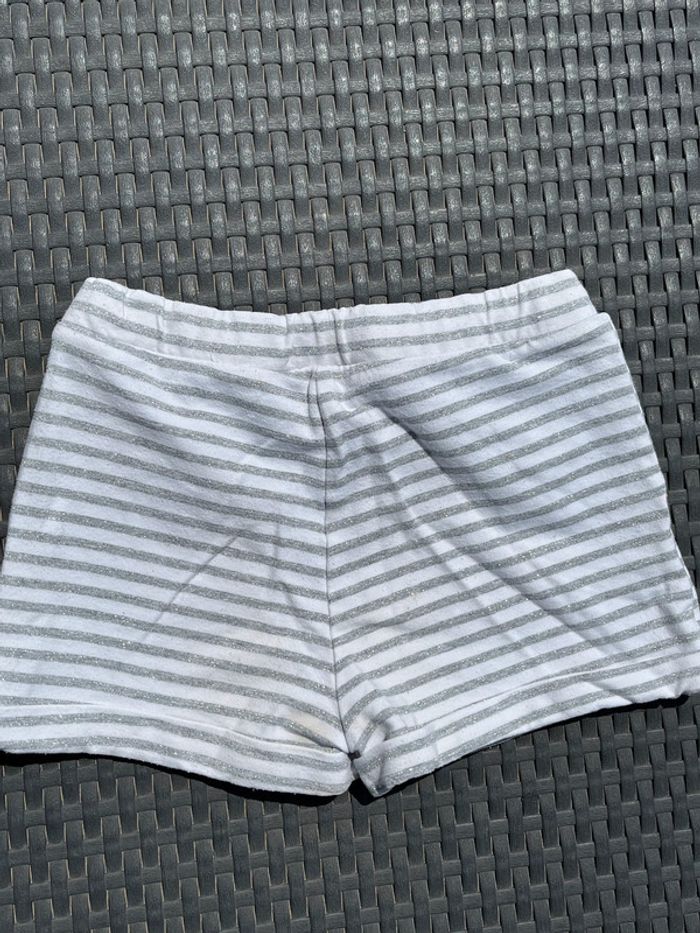 Short chino Okaidi fille 8 ans - photo numéro 2