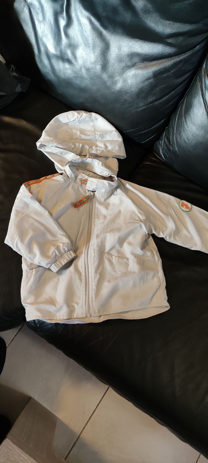 Veste a capuche 24 mois