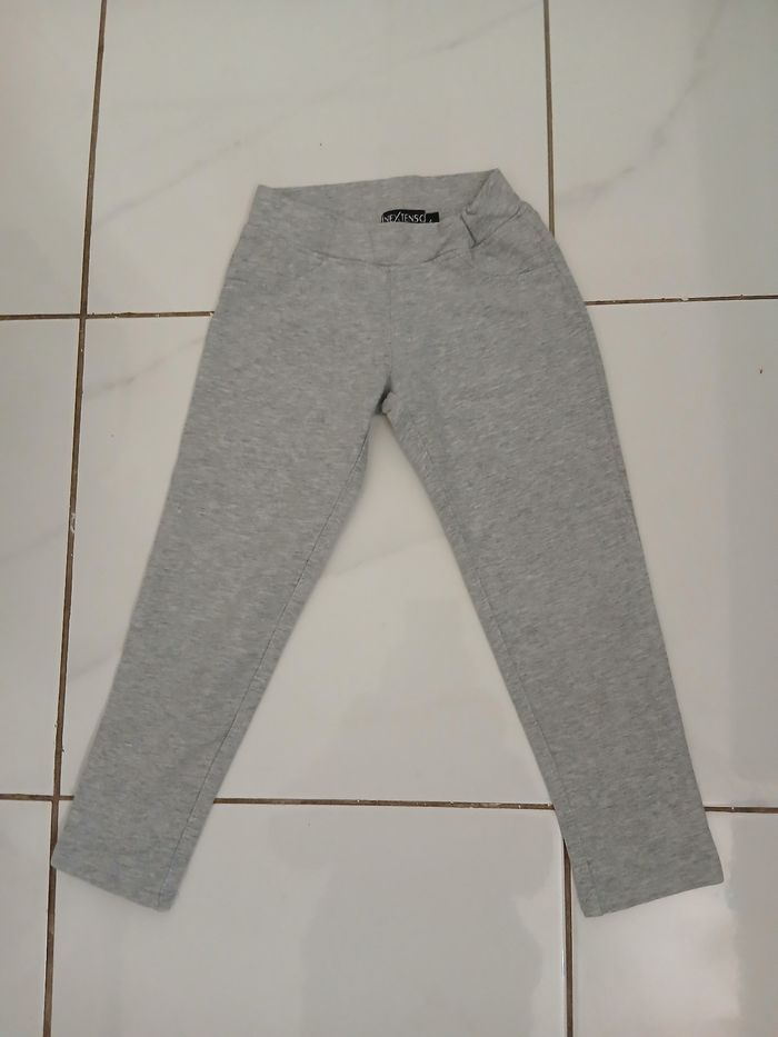 Pantalon en coton fille taille 4 ans 2 poche devant et derrierr - photo numéro 5