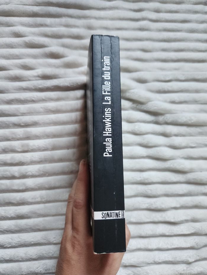 La Fille du train – Paula Hawkins (broché, très bon état) - photo numéro 2