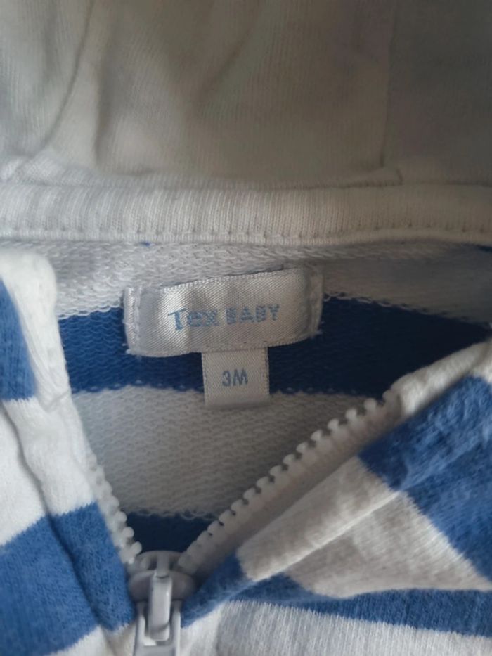 Veste avec capuche rayé bleu et blanc - photo numéro 3