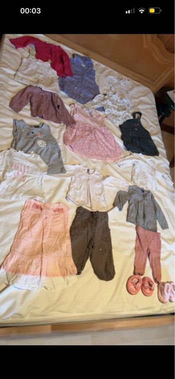 Lot de vêtements bébé fille