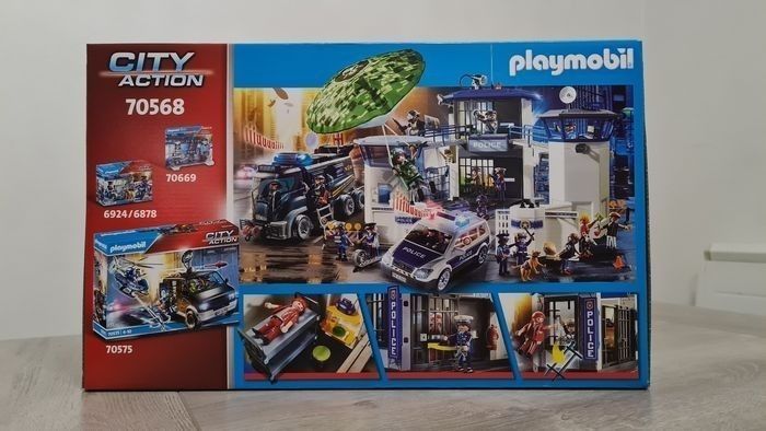 Playmobil  70568 - Poste de police et Cambrioleur. - photo numéro 2
