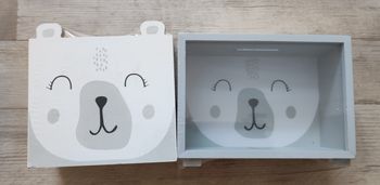 Boîte décorative et tirelire neuve
