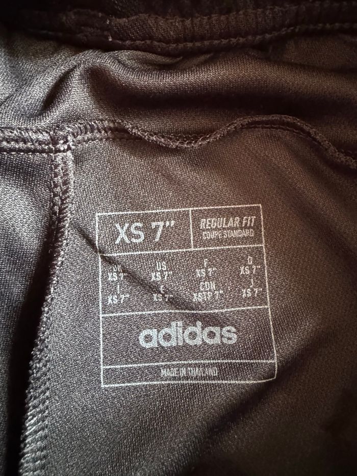 Short de sport Adidas noir - photo numéro 8