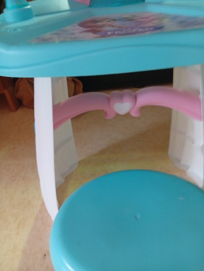 Coiffeuse reine des neiges - photo numéro 8