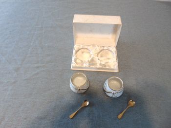 Coffret salerons en porcelaine de Limoges – signé CLA france