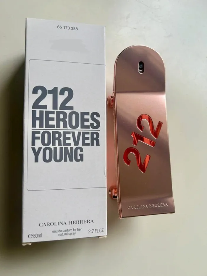 212 forever young Carolina Herrera 80ml neuf