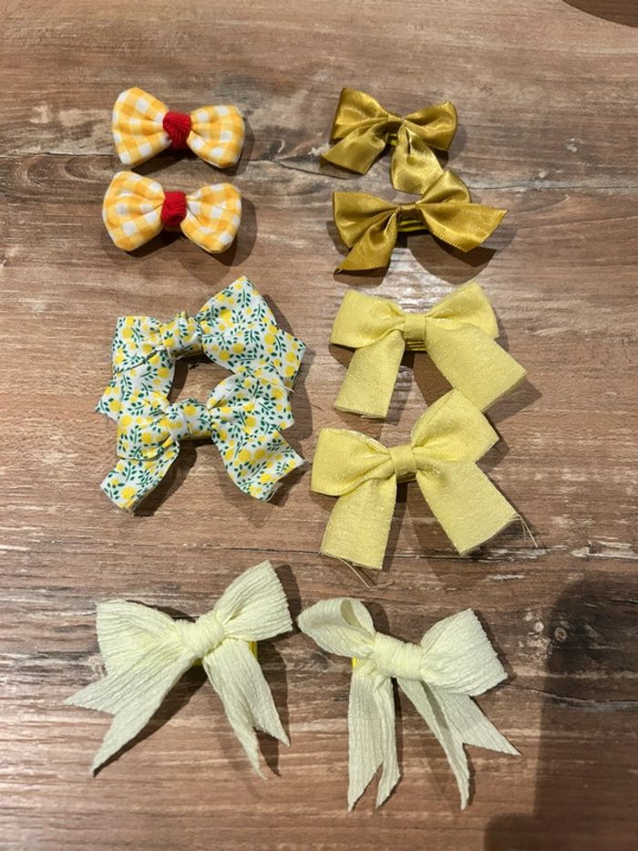 Lot de 10 pinces à cheveux jaune