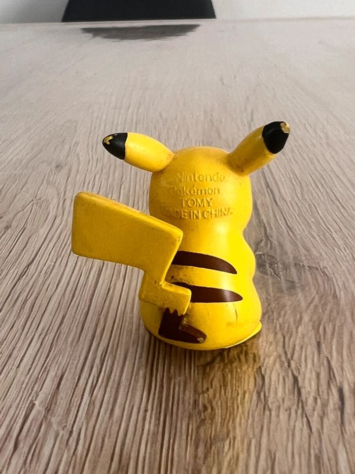 Figurine pikachu année 2000 vintage - photo numéro 3
