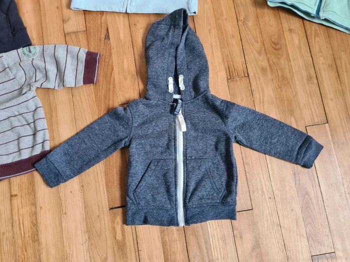 Lot de 8 sweat zippé gilet taille 12 mois - photo numéro 8