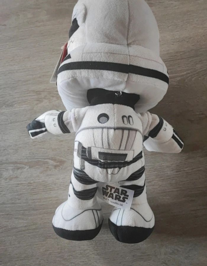 Peluche star wars storm Trooper 32 cm - photo numéro 3