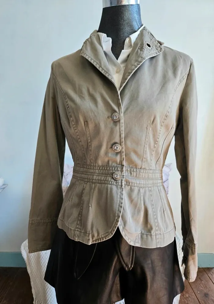 Veste kaki brodée Mystic