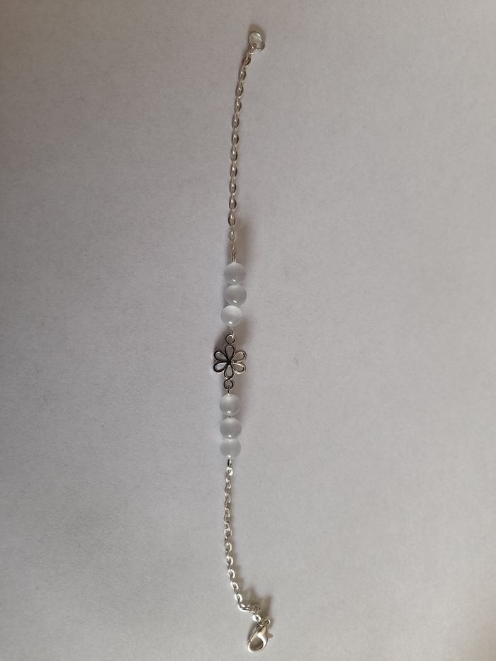 Bracelet pierre de lune et fleur - photo numéro 3