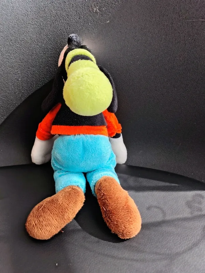 Petite peluche dingo goofy ami de Mickey Disney - photo numéro 4