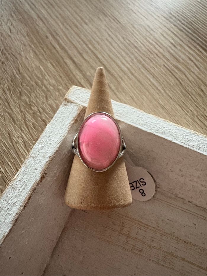 Bague argentée et rose T8