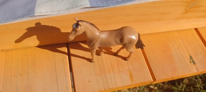 Figurine cheval britains