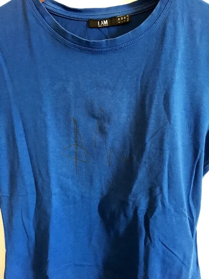 T shirt bleu - photo numéro 2