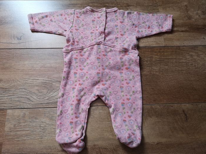 Pyjamas 3 mois - photo numéro 4