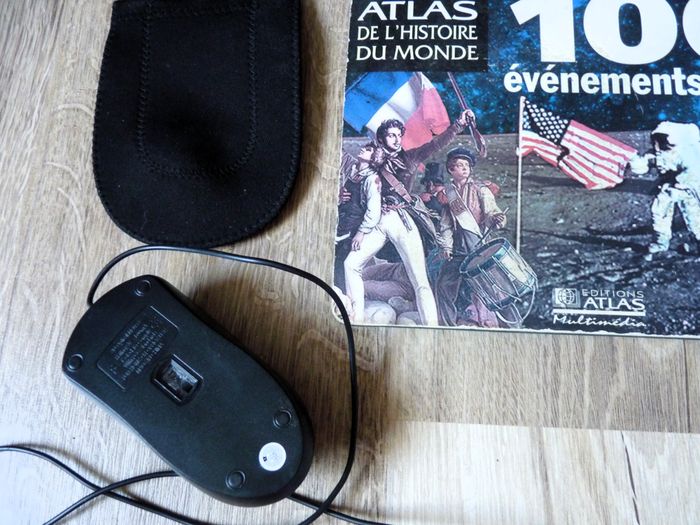 Souris + housse protection informatique USB Mixie noir accessoire PC TBE - photo numéro 3