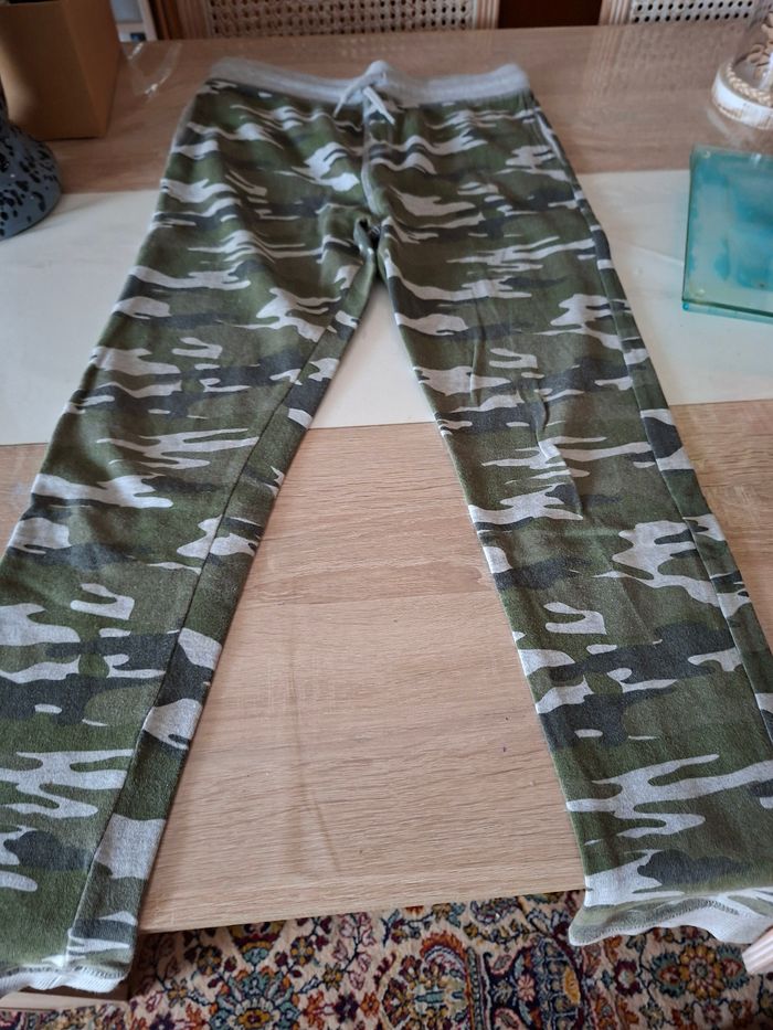 Vetement - photo numéro 2