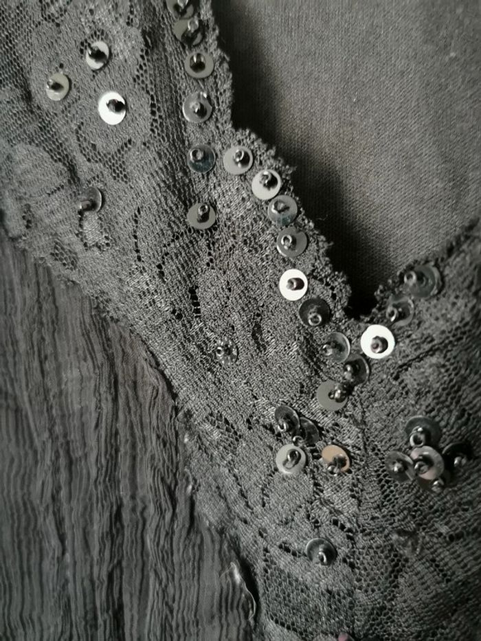 Robe noire à sequins - photo numéro 4