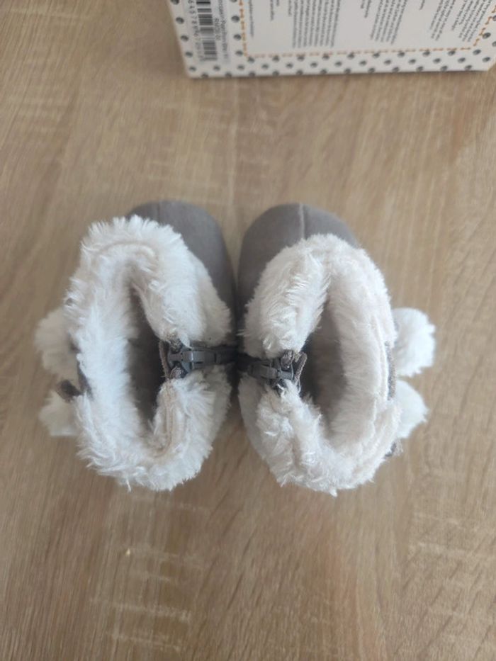 Chaussons 19 - photo numéro 8