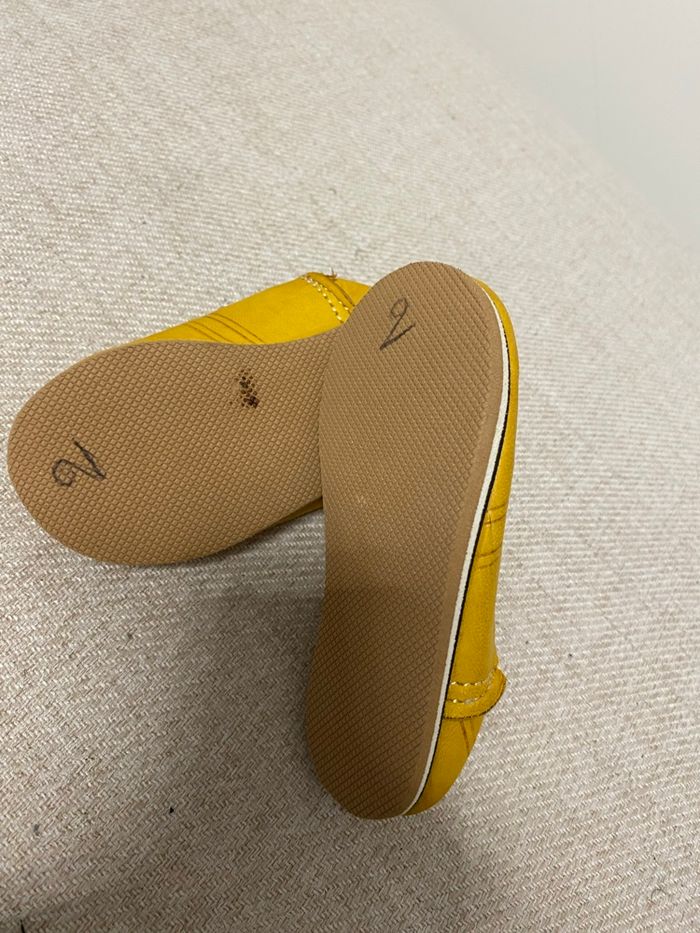 3 paires chaussures / baskets / babouche - photo numéro 6