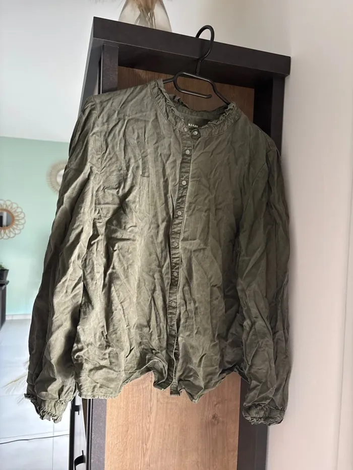 Chemise kaki