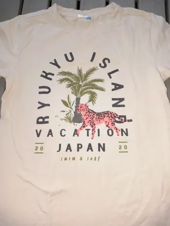 T-shirt japan