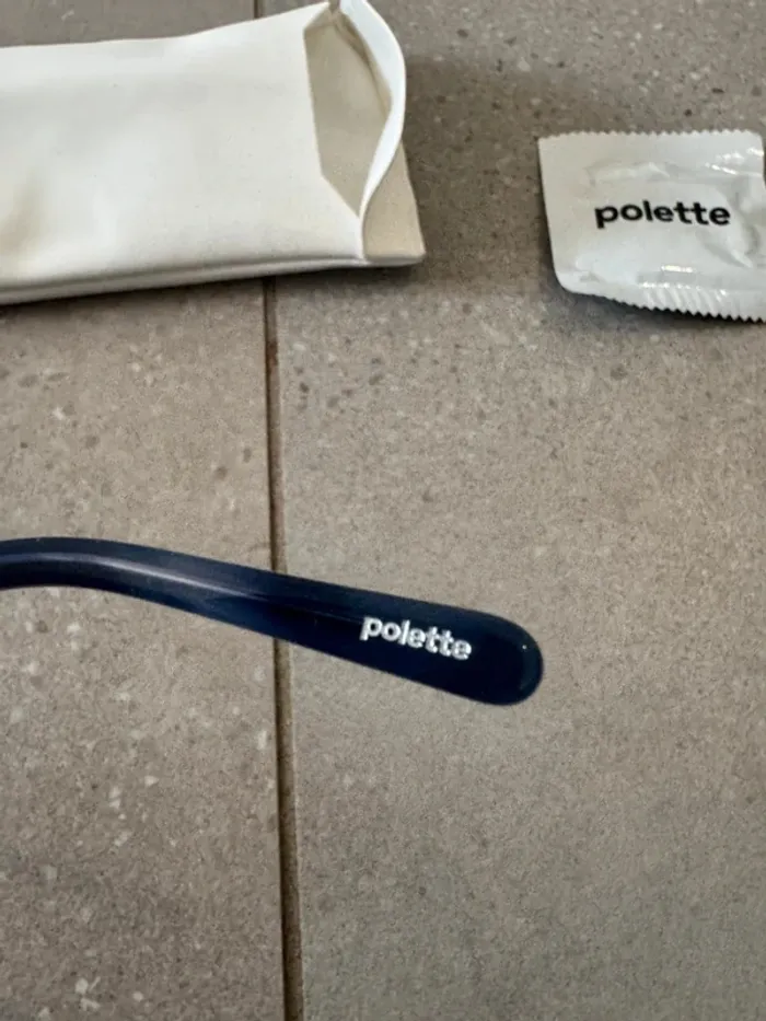 Lunettes de vues Polette Ruben 57*18-138 #122, très bon état - photo numéro 3