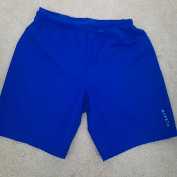 Short kipsta bleu 14/15ans
