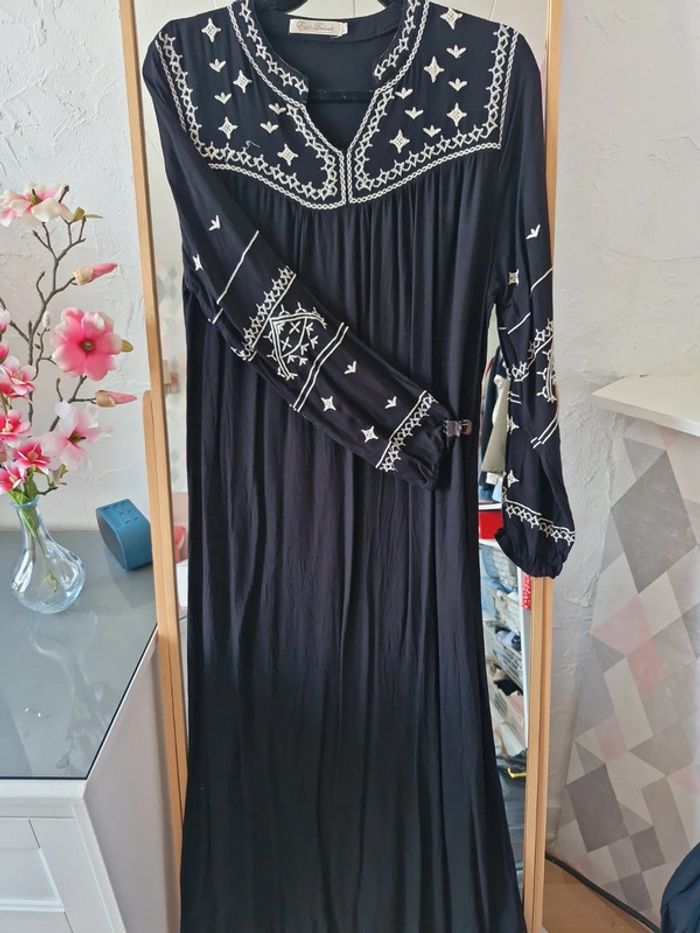 Longue robe - photo numéro 2