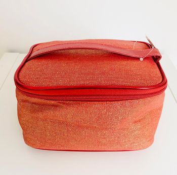 Vanity souple rouge brillant