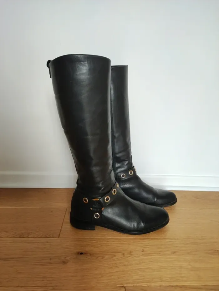 Bottes noires et dorées - très bon état - 39