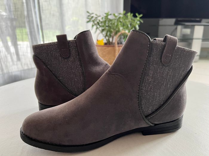 Bottines grises P.34 - photo numéro 2