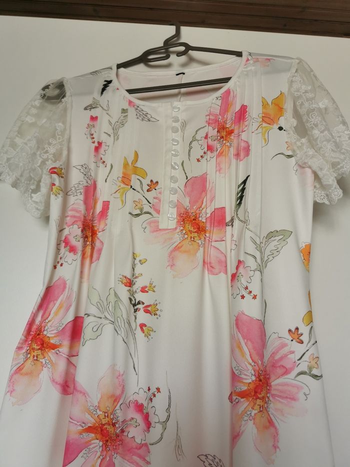 Robe à fleurs - photo numéro 2