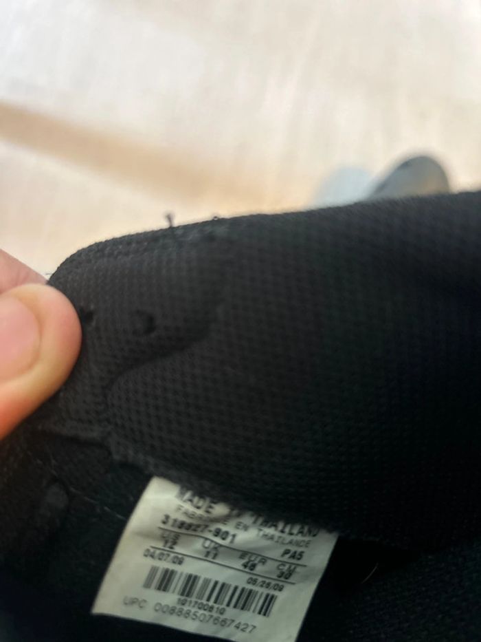 Chaussure Nike noir taille 45 - photo numéro 4